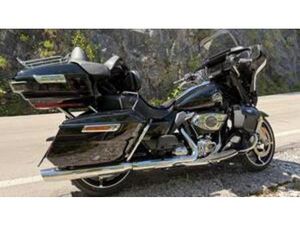 STREET GLIDE ULTRA (2025)