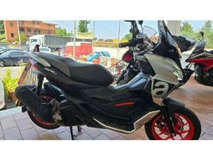 VENDO APRILIA SR GT 125 SPORT ABS (2022 - 24) USATA A TIVOLI (CODICE 9735843) - MOTO.IT