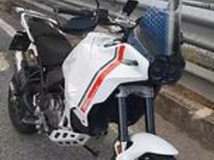 DUCATI DESERTX TERMIGNONI E OHLINS