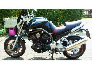YAMAHA BT 1100 BULLDOG