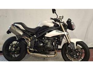VENDO TRIUMPH SPEED TRIPLE 1050 (2011 - 13) USATA A ROSTA (CODICE 9736388) - MOTO.IT