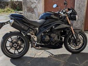 TRIUMPH SPEED TRIPLE 1050 94 SANTO TIRSO, COUTO (SANTA CRISTINA E SÃO MIGUEL) E BURGÃES