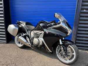 HONDA VFR 1200 FULL 172 CV EQUIPE VALISES 52000 KMS
