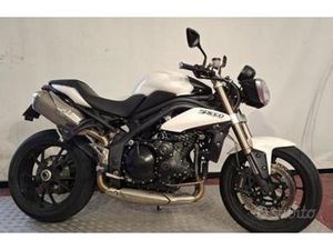 TRIUMPH SPEED TRIPLE 1050