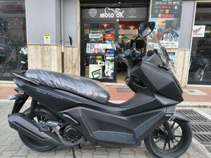 VENDO KYMCO SKYTOWN 125I (2024 - 25) NUOVA A MONTEFORTE IRPINO (CODICE 9737471) - MOTO.IT