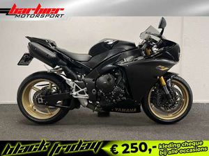 YAMAHA YZF-R1 ZWART