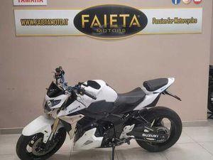 VENDO SUZUKI GSR 750 (2010 - 15) USATA A SAN BENEDETTO DEL TRONTO (CODICE 9738032) - MOTO.IT