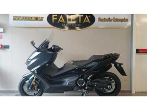VENDO YAMAHA T-MAX 560 TECH MAX (2020) USATA A ROMA (CODICE 9738195) - MOTO.IT