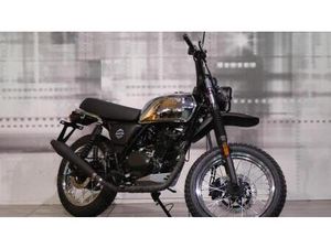 VENDO BRIXTON MOTORCYCLES FELSBERG 125 XC (2021 - 25) NUOVA A CASALGRASSO (CODICE 9737343) - MOTO.IT