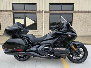 2023 HONDA GOLD WING TOUR AUTOMATIC DCT