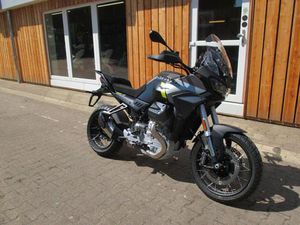 MOTO GUZZI STELVIO PFF ARAS ORANGE UND SCHWARZ