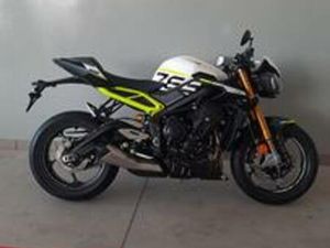 TRIUMPH STREET TRIPLE MOTO2 - 2024 - KM 0