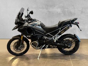 TRIUMPH TIGER 1200 RALLY PRO