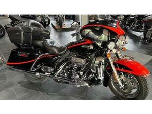 VENDO HARLEY-DAVIDSON 1800 ELECTRA GLIDE ULTRA CLASSIC (2005 - 06) - FLHTCUSE USATA A ROMA (CODICE 9740301) - MOTO.IT