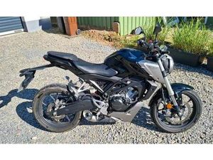 LEICHTKRAFTRAD - HONDA SCHWARZ CBR125R