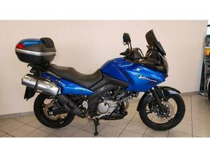 VENDO SUZUKI V-STROM 650 (2008 - 11) USATA A CAVOUR (CODICE 9741208) - MOTO.IT