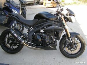 MOTO TRIUMPH 1050 SPEED TRIPLE