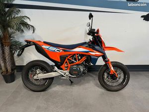 KTM 690 SMC-R ABS 2024 1400 KLMS