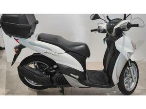 VENDO YAMAHA XENTER 150 (2011 - 14) USATA A IMOLA (CODICE 9742143) - MOTO.IT