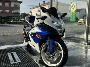 SUZUKI GSX-R 1000 CC COM ALGUSN EXTRAS. (ACEITO TROCAS) VILA DO CONDE