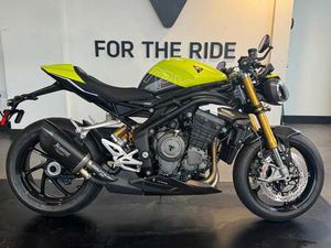 NEW TRIUMPH SPEED TRIPLE 1200 RX FOR SALE IN ROMFORD