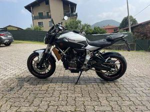 YAMAHA MT-07 DEPOTENZIATA A2 BIANCO