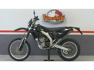 VENDO SUZUKI RM-Z 250 VALENTI RACING (2006 - 07) USATA A CERTALDO (CODICE 9742760) - MOTO.IT