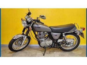 VENDO YAMAHA SR 400 (2013 - 17) USATA A MILANO (CODICE 9742881) - MOTO.IT