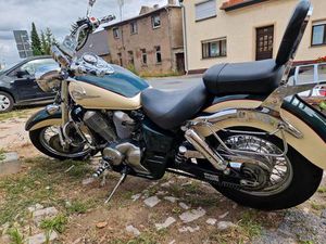 HONDA SHADOW AMERICAN CLASS