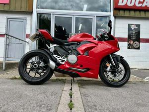 USED DUCATI PANIGALE V2 FOR SALE IN WINCHESTER