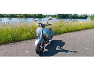 SAKURA EV1500 ELEKTRO RETRO ROLLER LEDERSITZBANK ALARM 3XAKKU