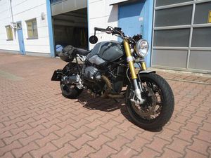 BMW R NINE T