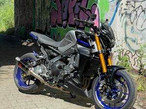 YAMAHA MT