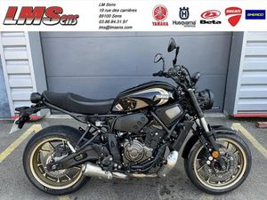 YAMAHA XSR 700 2025