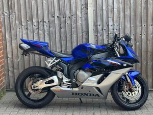 HONDA CBR 1000 RR FIREBLADE 2006 (06) SUPER SPORT