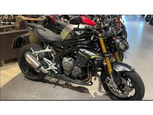 VENDO TRIUMPH SPEED TRIPLE 1200 RS (2025) USATA A GENOVA (CODICE 9744625) - MOTO.IT
