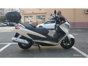 SUZUKI - BURGMAN 200