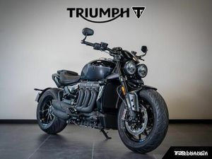 TRIUMPH ROCKET III STORM 2500 R, DIRECTION DISPONIBLE À PARTIR DE 380 / MOIS AVEC 3500 D'APPORT