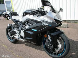 CF MOTO 675 SR R