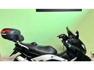 VENDO YAMAHA T-MAX 500 (2004 - 07) USATA A BORGO TICINO (CODICE 9748353) - MOTO.IT