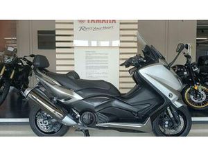 VENDO YAMAHA T-MAX 530 ABS (2015 - 17) USATA A ALME' (CODICE 9745125) - MOTO.IT