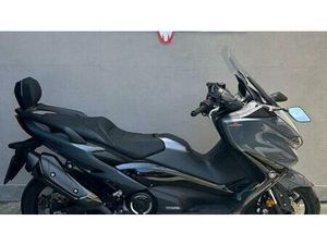 VENDO YAMAHA T-MAX 560 TECH MAX (2021) USATA A CIRIE' (CODICE 9745019) - MOTO.IT