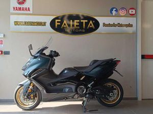 VENDO YAMAHA T-MAX 560 TECH MAX (2022 - 24) USATA A ROMA (CODICE 9746661) - MOTO.IT