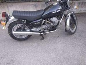 MOTO GUZZI V35
