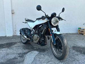 HUSQVARNA 401 VITPILEN