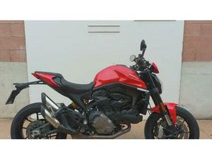 VENDO DUCATI MONSTER 937 + (2021 - 25) USATA A BEINASCO (CODICE 9748877) - MOTO.IT