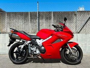 HONDA VFR 800