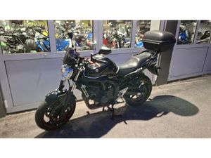 YAMAHA FZ6 NAKED - 2010 - PUNO OPREME - REDOVITO SERVISIRAN, 2010 GOD.