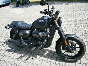 HYOSUNG GV 125I AQUILA