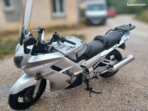 YAMAHA FJR 1300